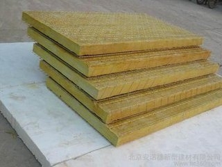 四川阿壩州九寨溝巖棉復合板外墻保溫板價格分析
